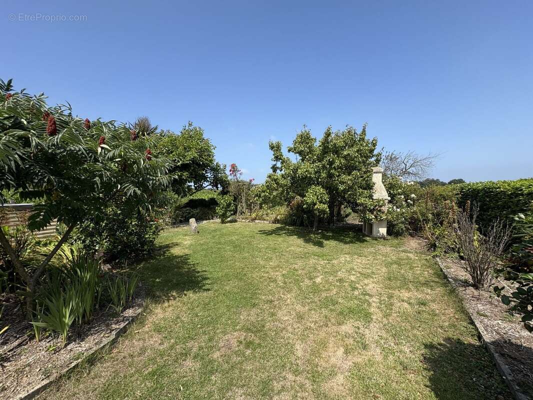 Maison à LE MINIHIC-SUR-RANCE