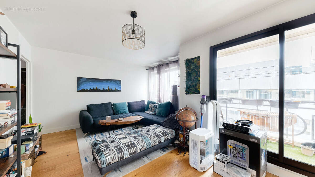 Appartement à LEVALLOIS-PERRET