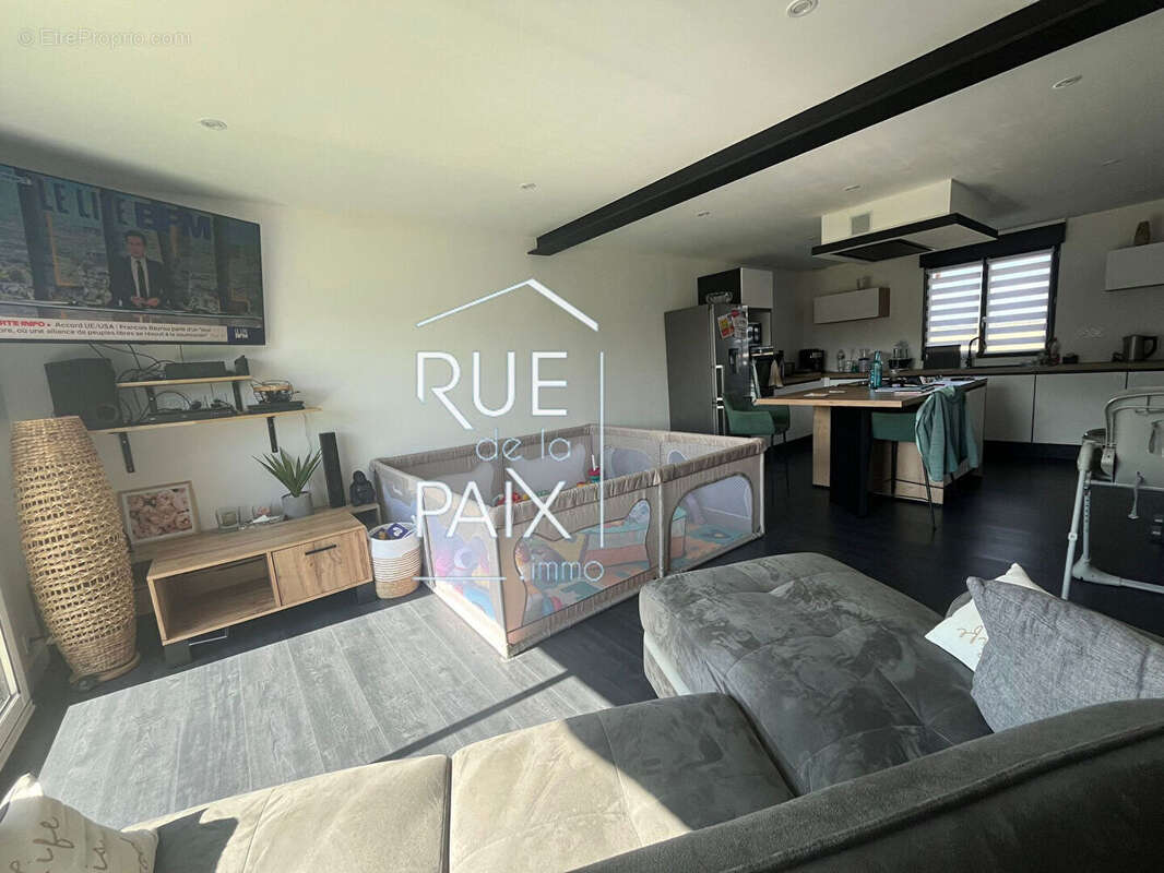 Maison à CHATELLERAULT