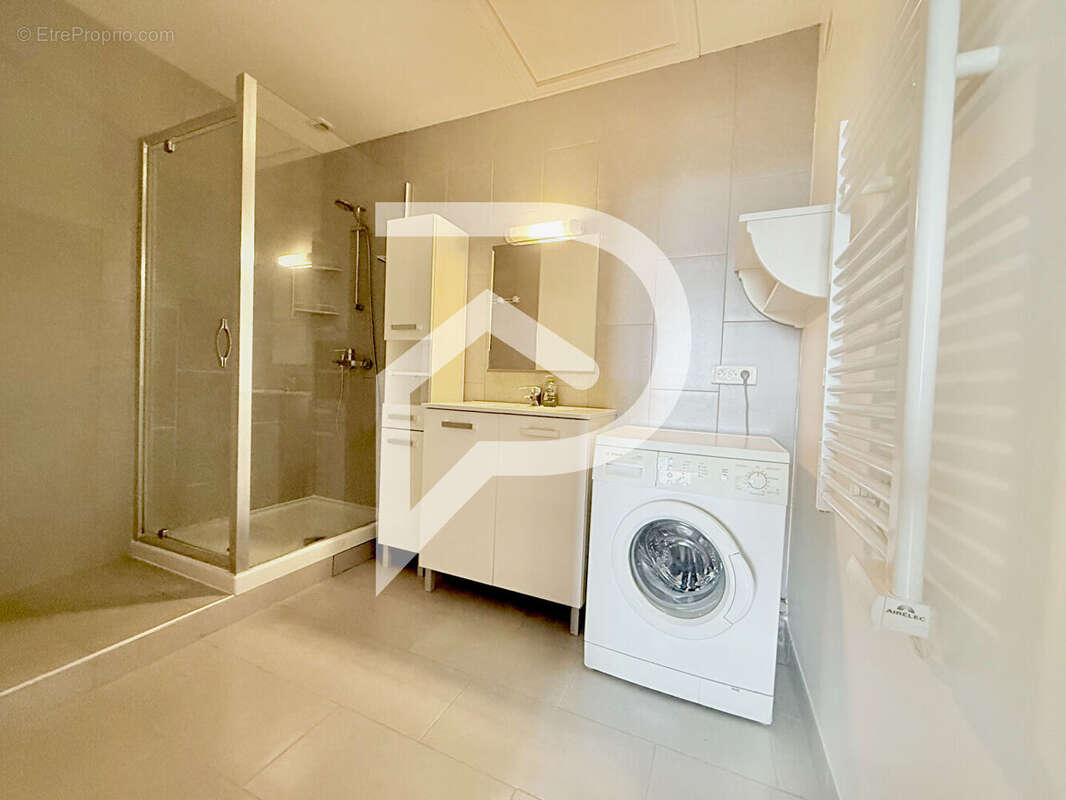 Appartement à SAINT-VAAST-LES-MELLO