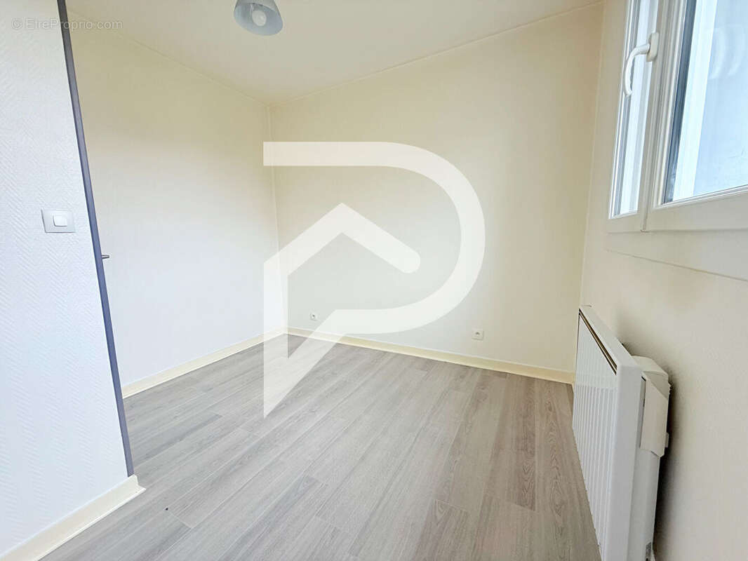 Appartement à SAINT-VAAST-LES-MELLO