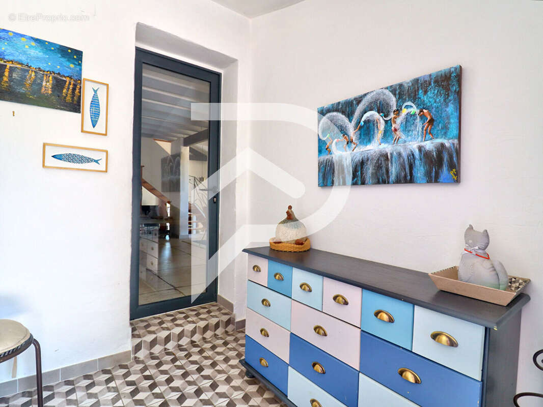 Maison à FORCALQUIER