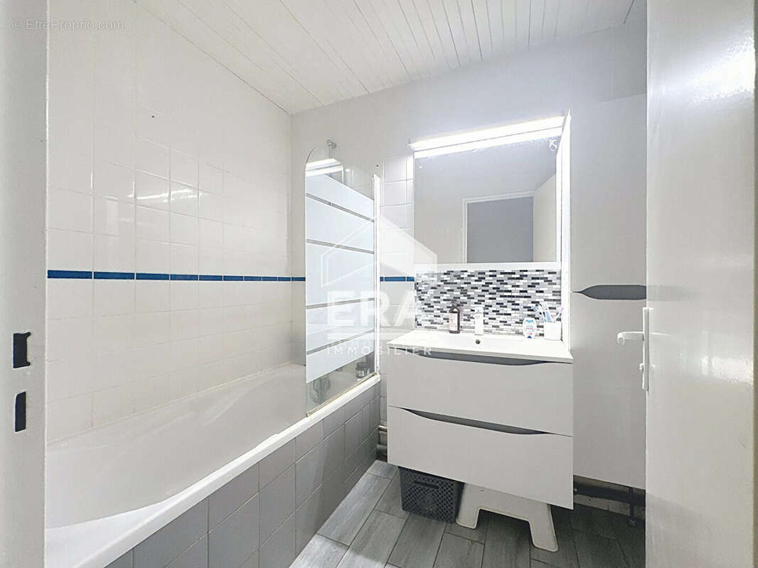 Appartement à ERAGNY