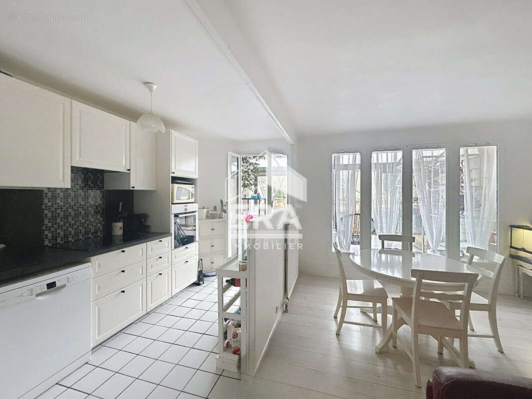 Appartement à ERAGNY