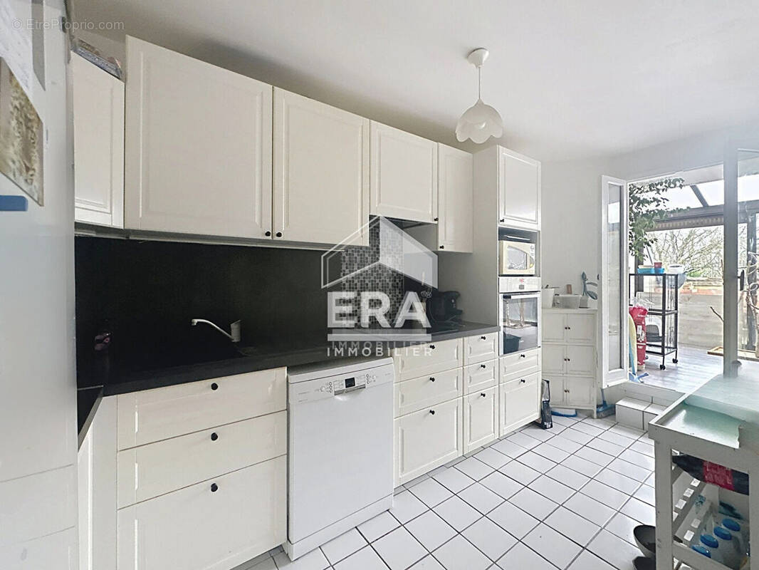 Appartement à ERAGNY