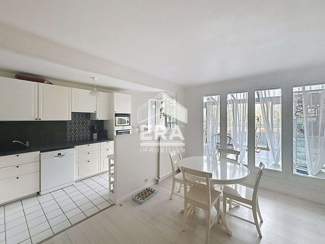 Appartement à ERAGNY