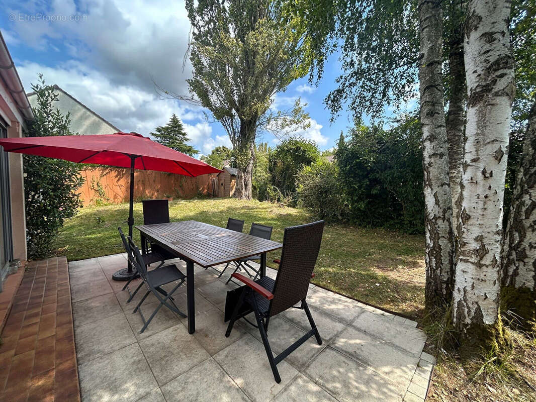 Maison à FEUCHEROLLES