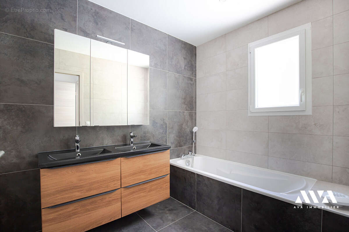 Maison à MALZEVILLE