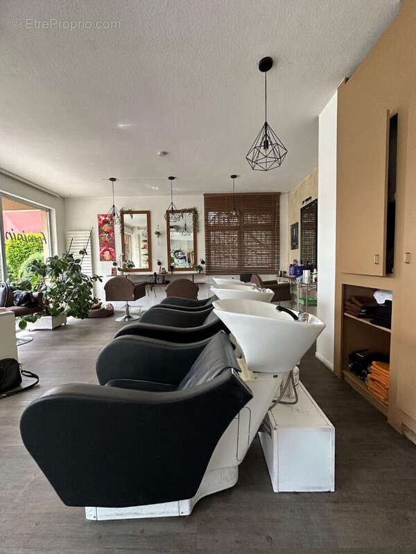 Commerce à ILLKIRCH-GRAFFENSTADEN