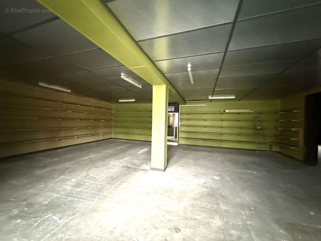 Commerce à LONS-LE-SAUNIER