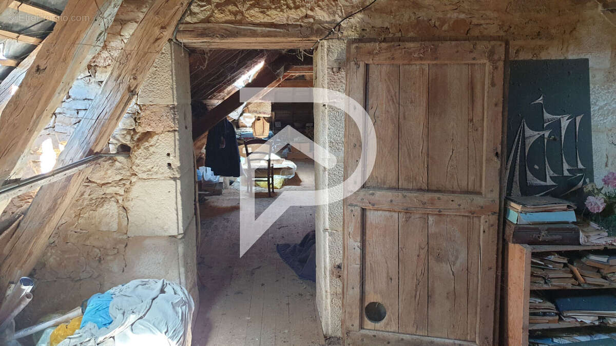 Maison à SALIGNAC-EYVIGUES