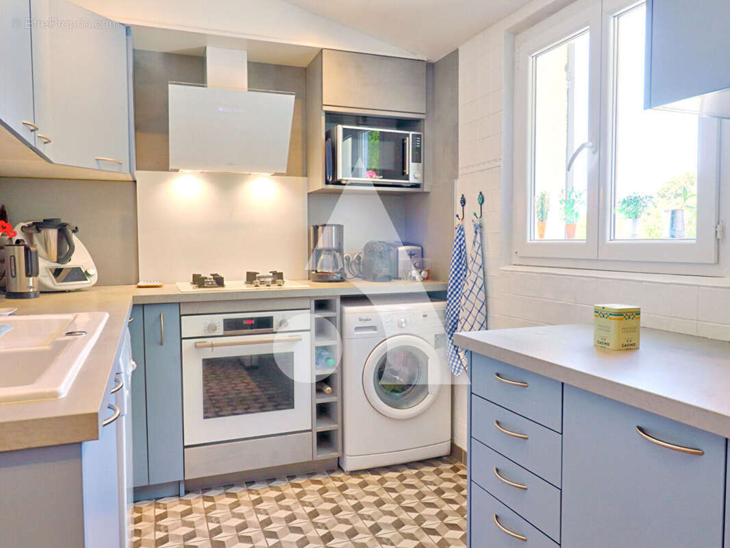 Maison à FORCALQUIER