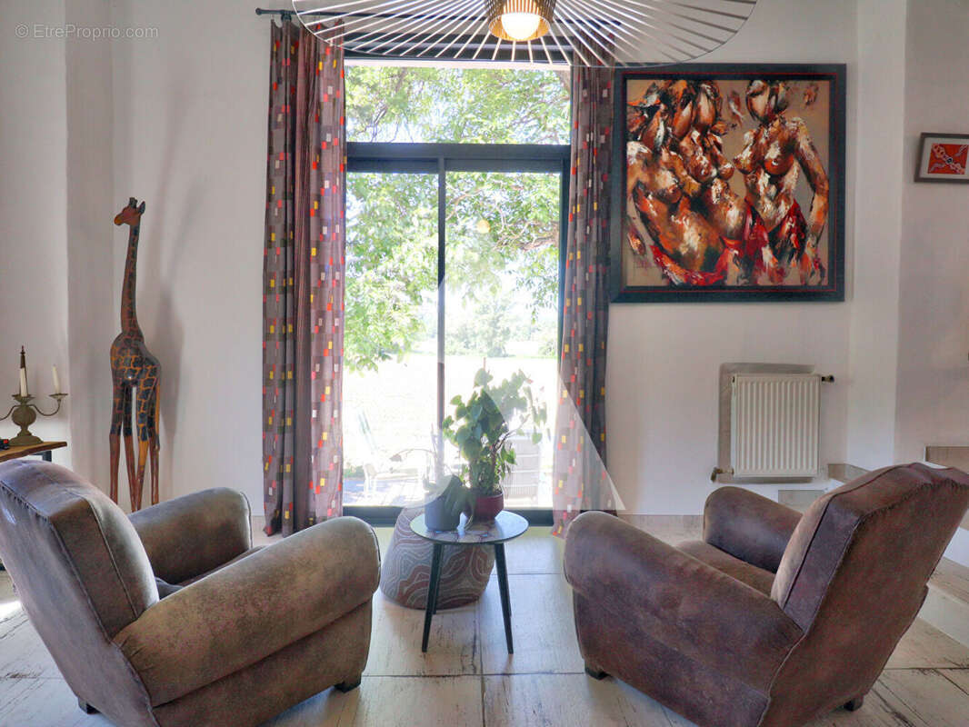 Maison à FORCALQUIER