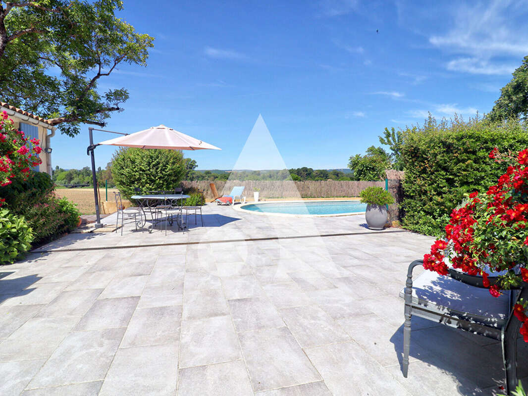 Maison à FORCALQUIER