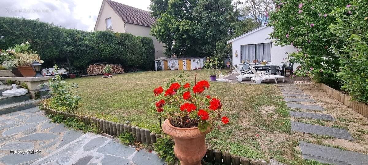 Maison à BONNIERES-SUR-SEINE