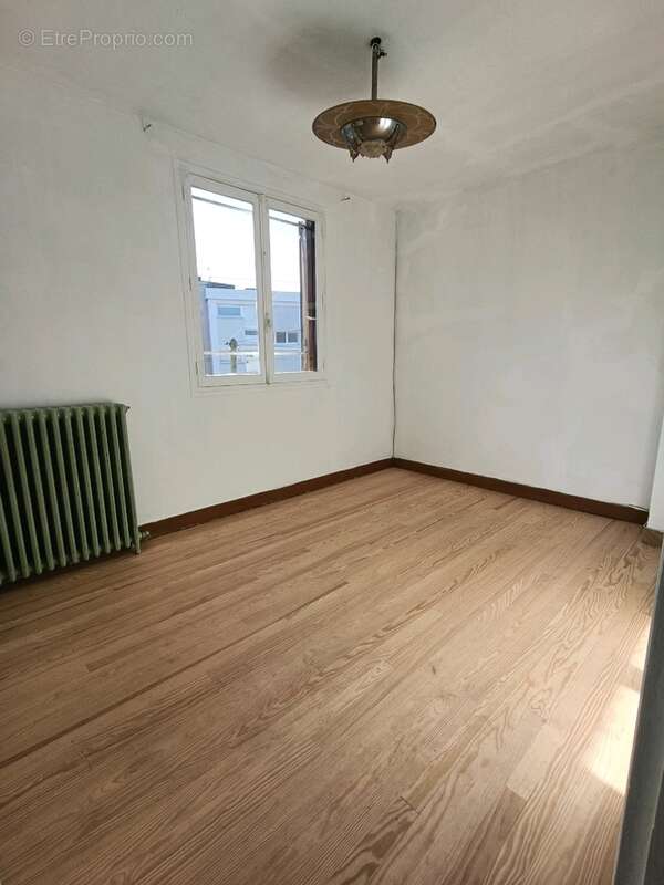 Maison à MANTES-LA-JOLIE