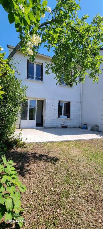 Maison à MANTES-LA-JOLIE