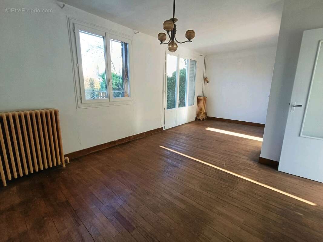 Maison à MANTES-LA-JOLIE