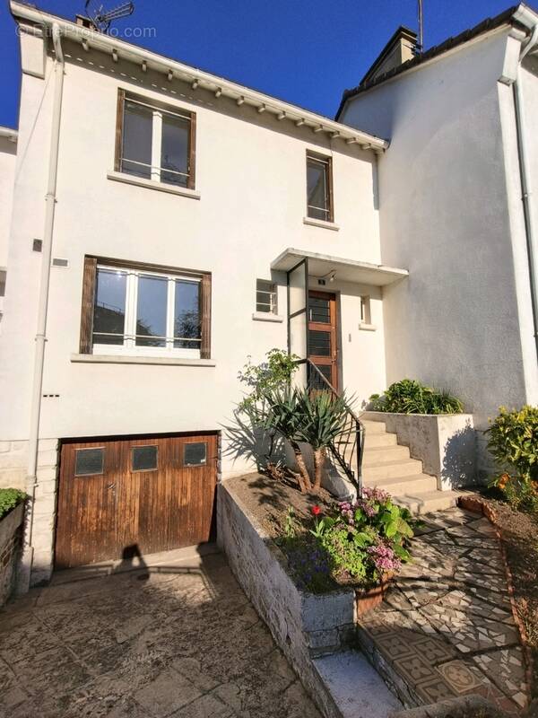 Maison à MANTES-LA-JOLIE