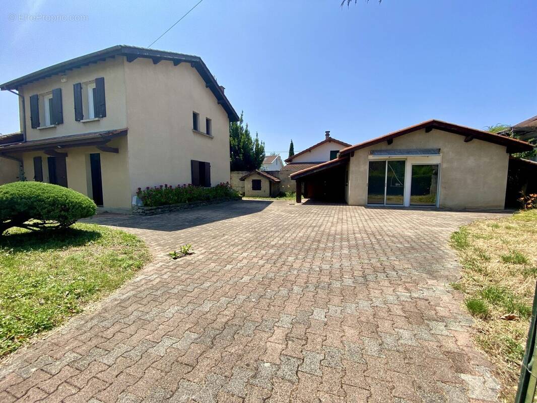 Maison à BOURG-DE-PEAGE