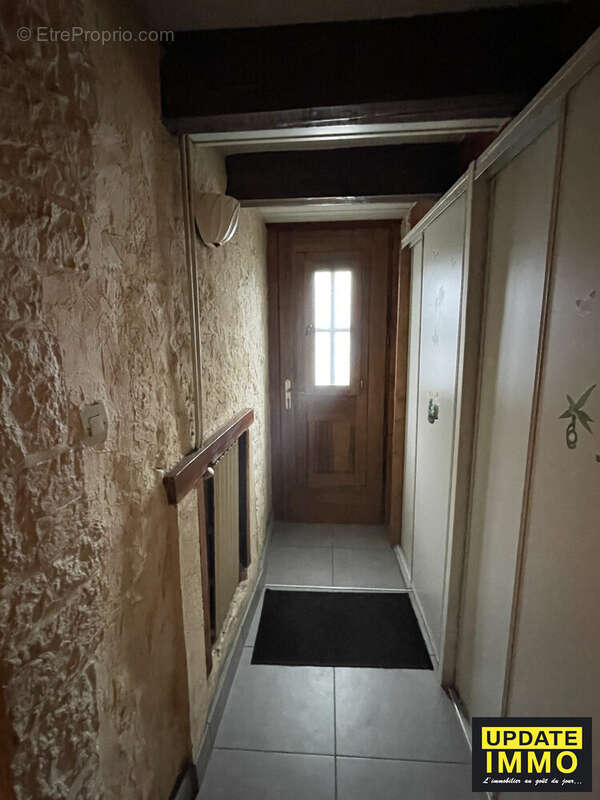 Maison à DOMBROT-LE-SEC