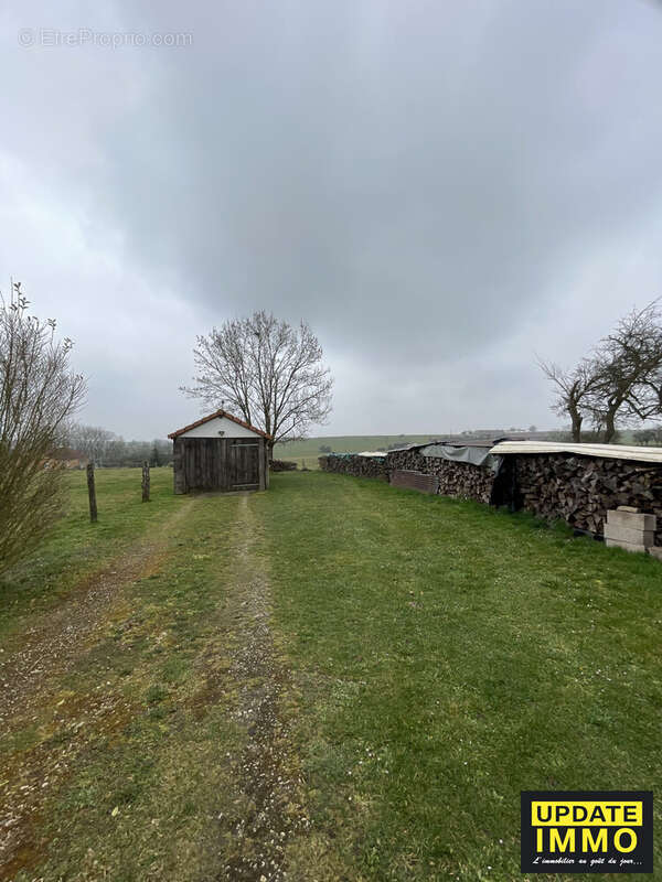 Maison à DOMBROT-LE-SEC