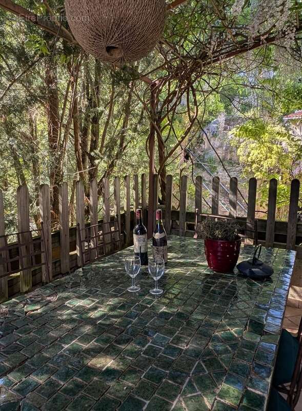 Maison à SAINT-PAUL-EN-JAREZ