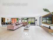 Maison à BARON-SUR-ODON