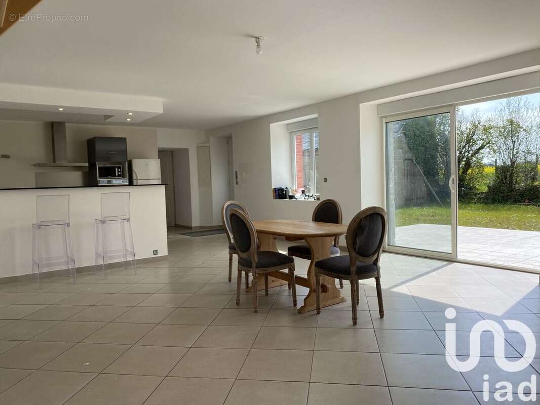 Photo 2 - Maison à COETMIEUX