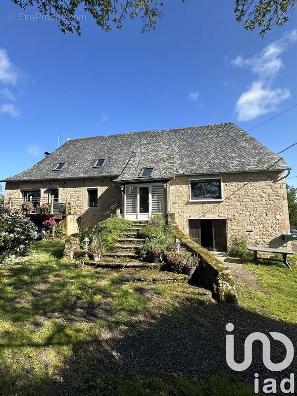 Photo 1 - Maison à SAINT-PRIVAT