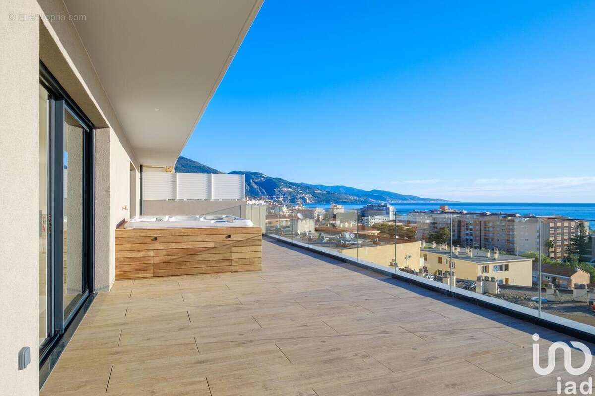 Photo 2 - Appartement à ROQUEBRUNE-CAP-MARTIN