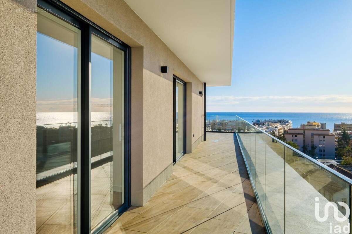 Photo 4 - Appartement à ROQUEBRUNE-CAP-MARTIN