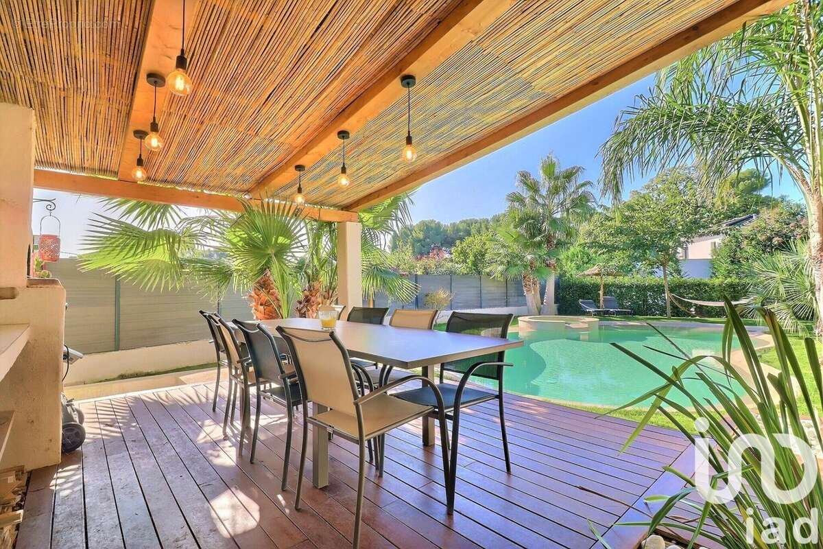 Photo 2 - Maison à MARSEILLE-13E