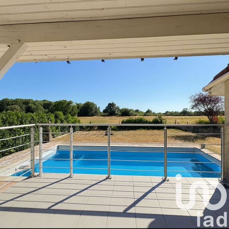 Photo 9 - Maison à AMBARES-ET-LAGRAVE