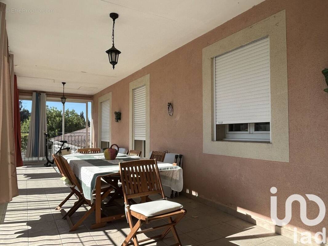 Photo 1 - Appartement à CAUMONT-SUR-DURANCE