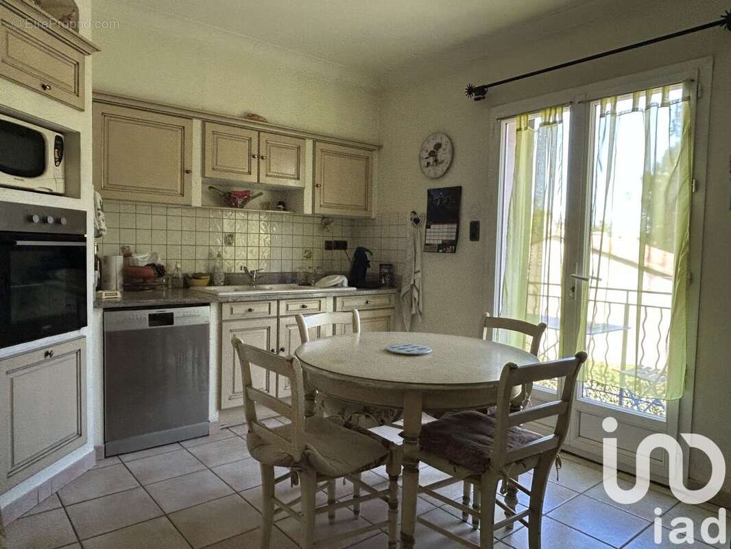 Photo 3 - Appartement à CAUMONT-SUR-DURANCE