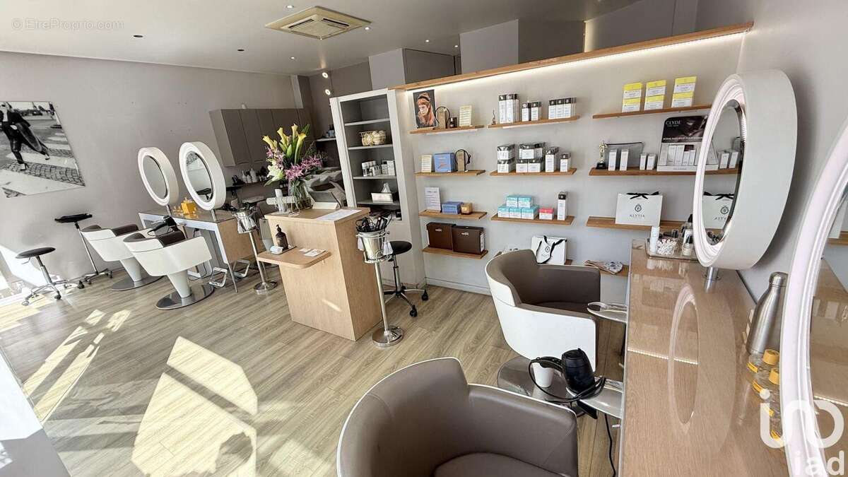 Photo 5 - Commerce à PARIS-8E