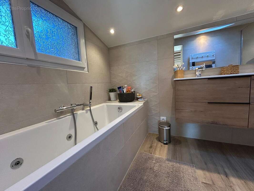 Photo 6 - Maison à MARCENAT