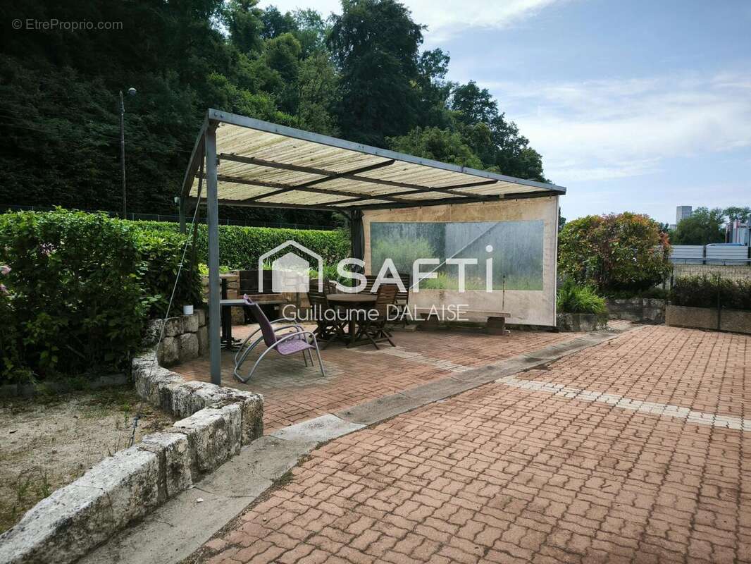 Photo 6 - Commerce à VERNEUIL-EN-HALATTE