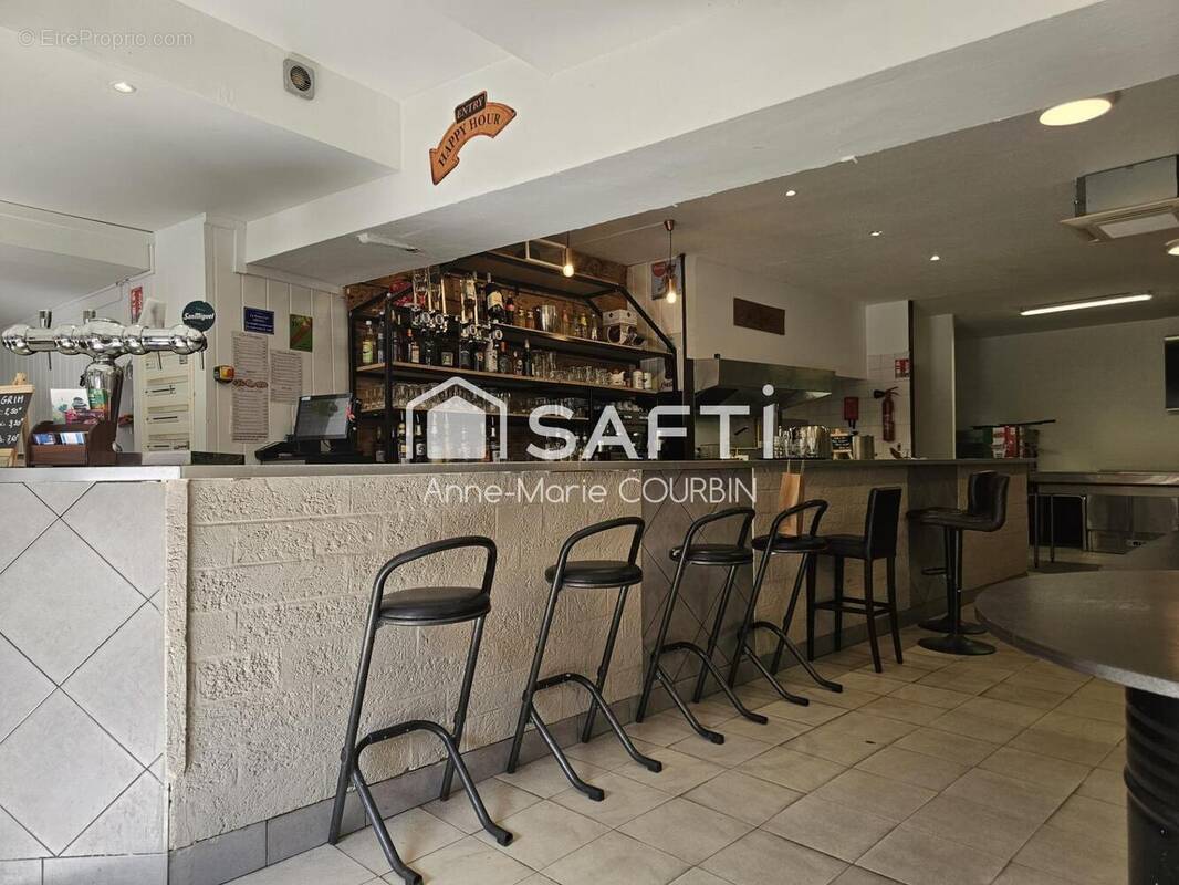 Photo 1 - Commerce à ABEILHAN