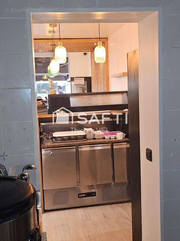 Photo 4 - Commerce à LE RAINCY