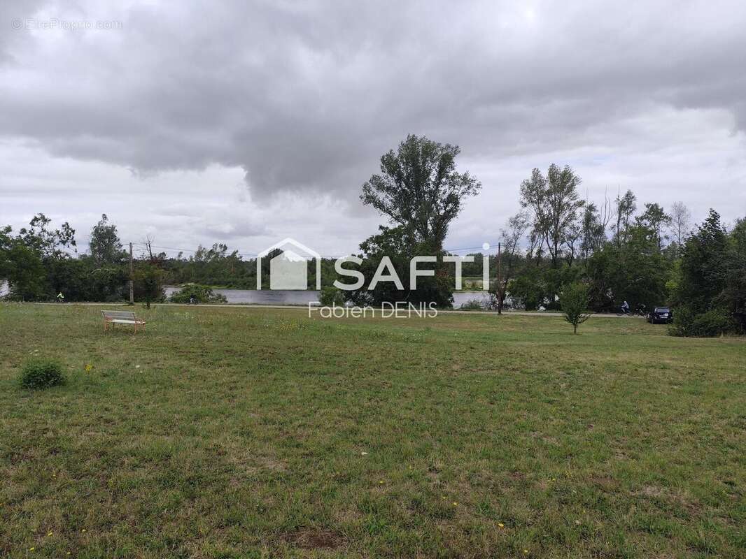 Photo 4 - Terrain à SAINT-DYE-SUR-LOIRE