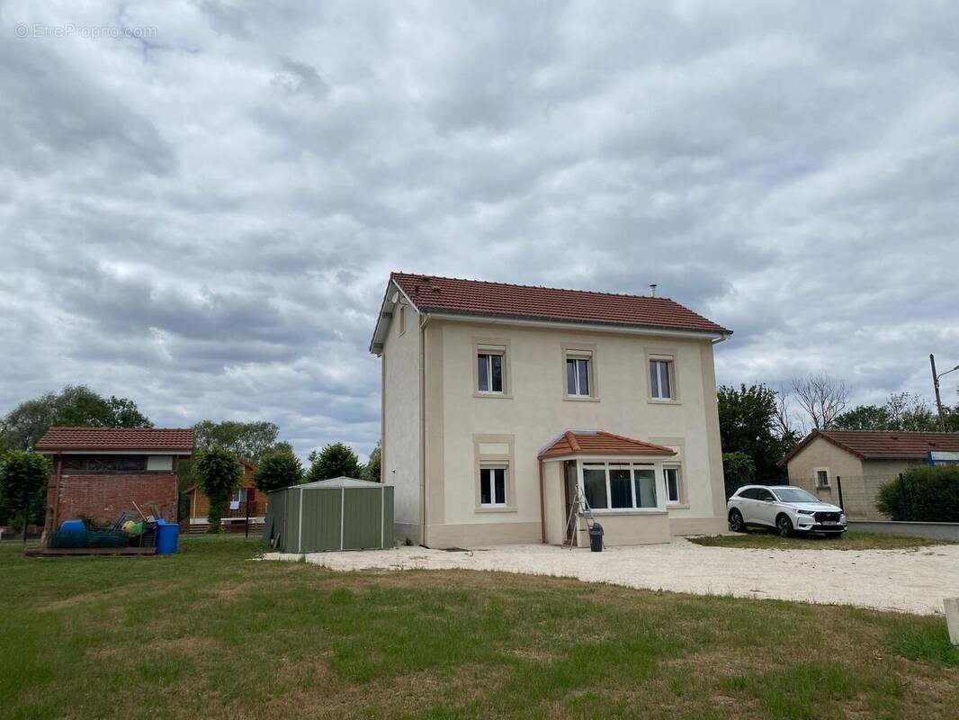 Photo 1 - Maison à MAXEY-SUR-MEUSE