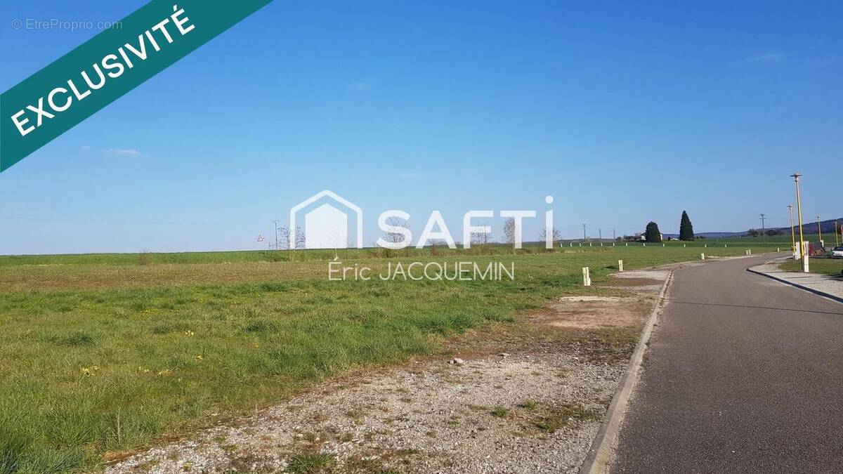 Photo 1 - Terrain à VARENNES-EN-ARGONNE
