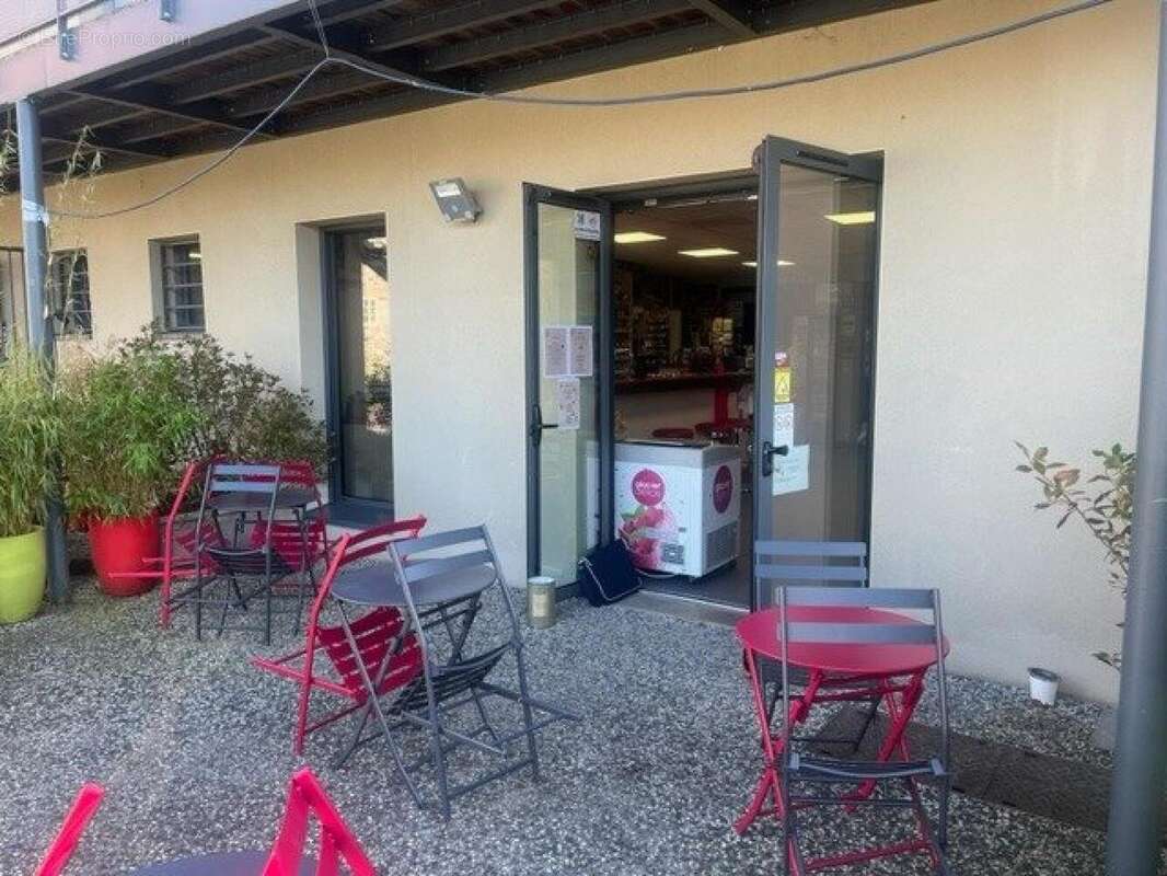 Photo 8 - Commerce à BROMONT-LAMOTHE
