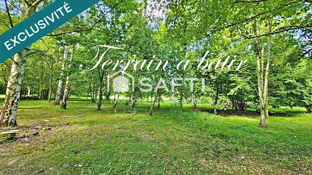 Photo 1 - Terrain à CHAMBLY