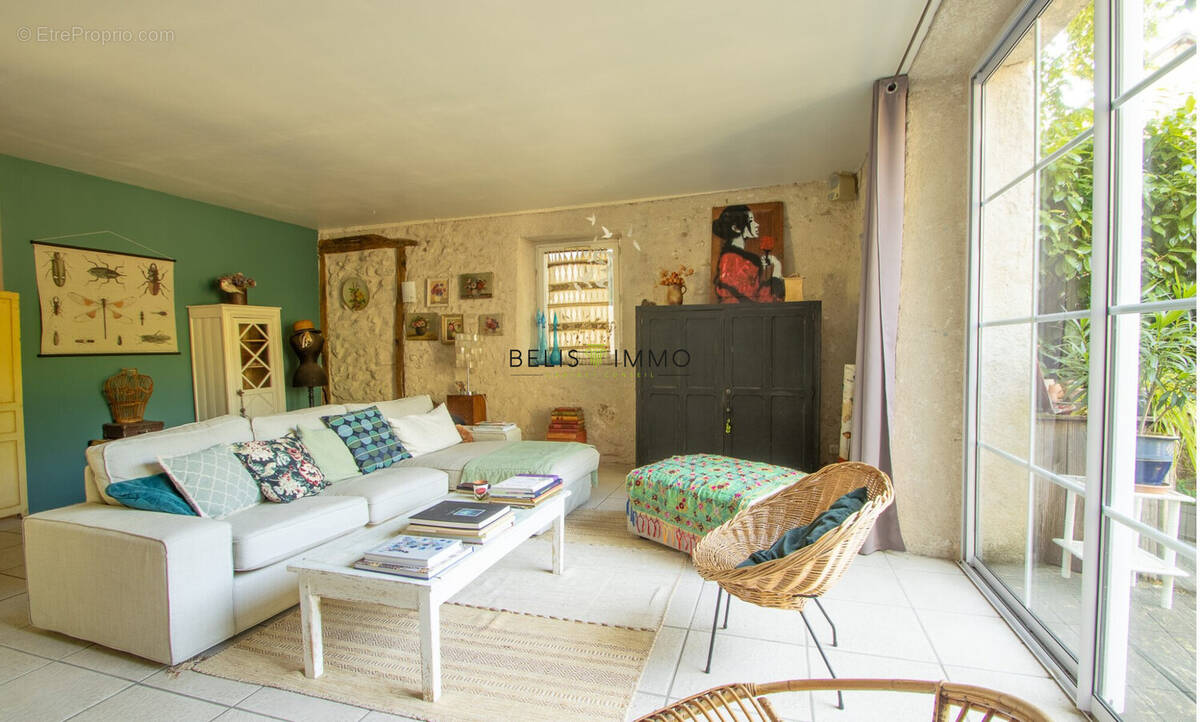 Maison à AZAY-SUR-CHER