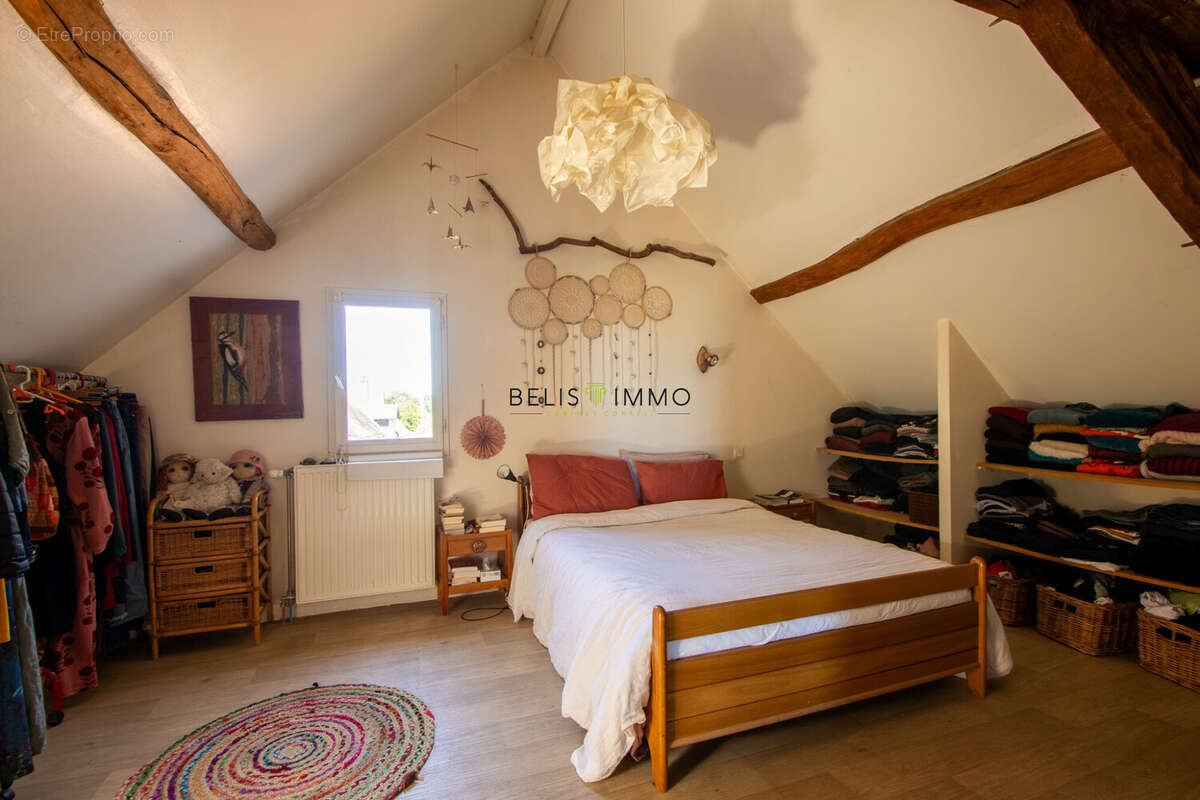 Maison à AZAY-SUR-CHER