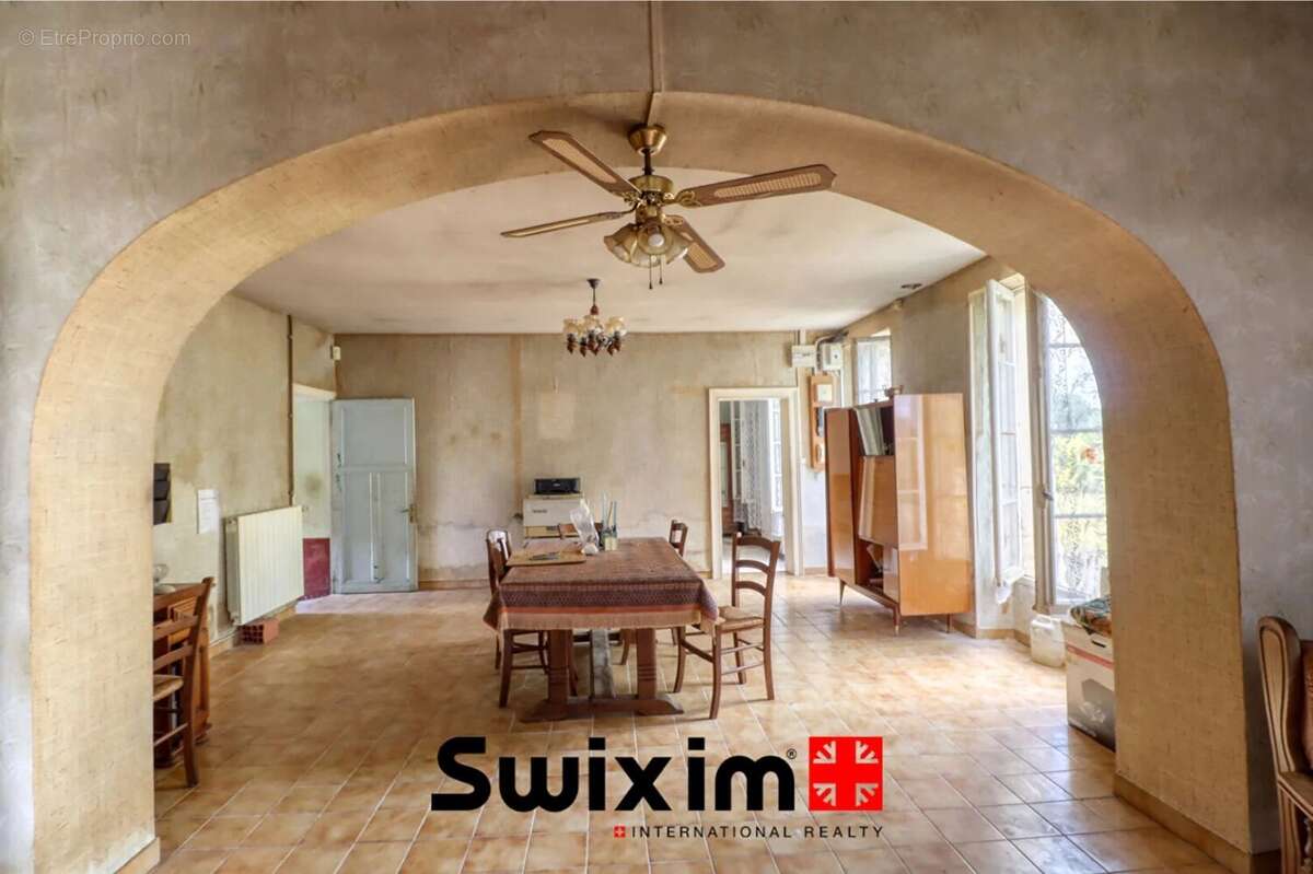 Maison à SAINT-SAUVEUR