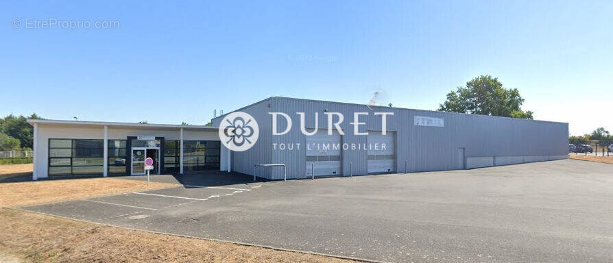 Commerce à MONTAIGU